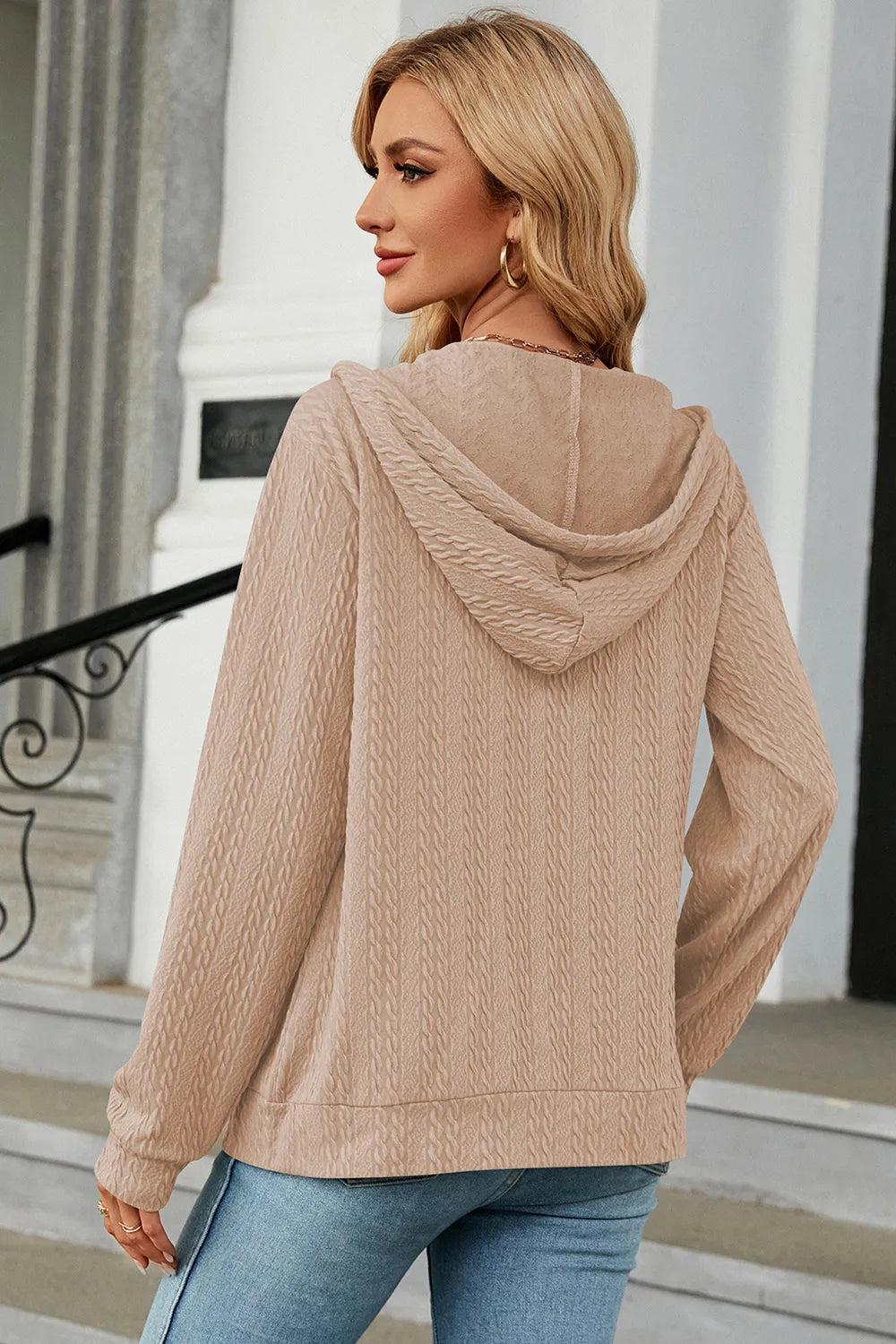 6c4d54dc-a68b-43ad-8885-03c84de49f15-Max