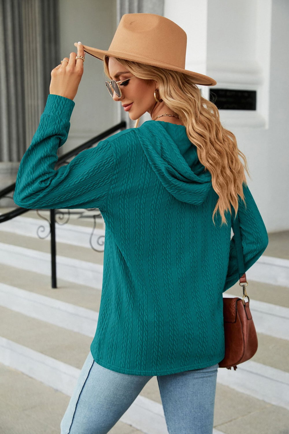 73ba4b27820a4e9f8f851a98b154b029-Max