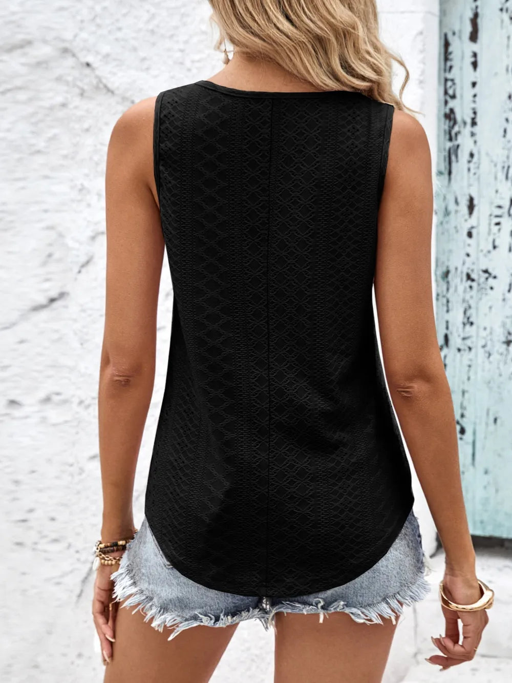 64d9de36-e769-47c4-9b21-0528423ee7c1-Max